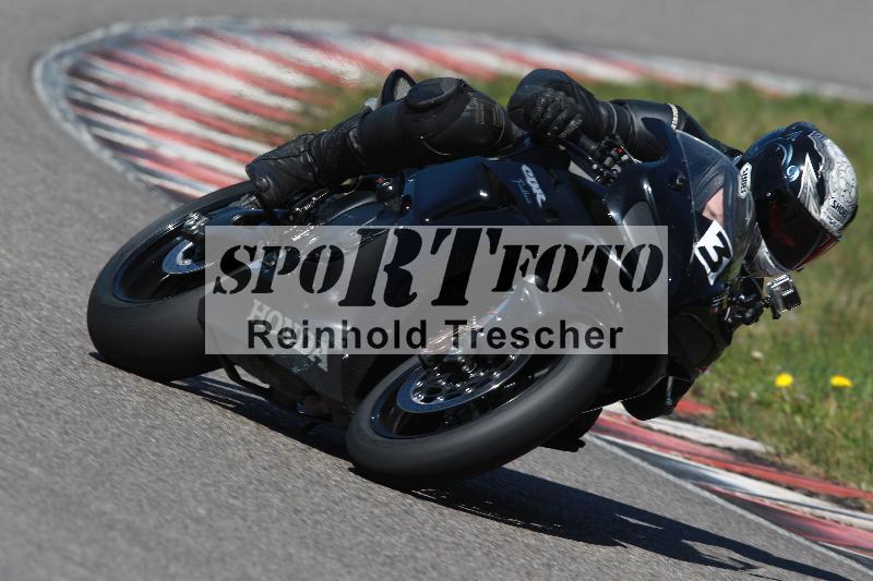 /Archiv-2022/08 17.04.2022 Speer Racing ADR/Gruppe gelb/3